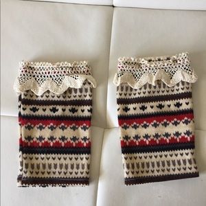 Brand new boot cuffs crochet accent Aztec print
